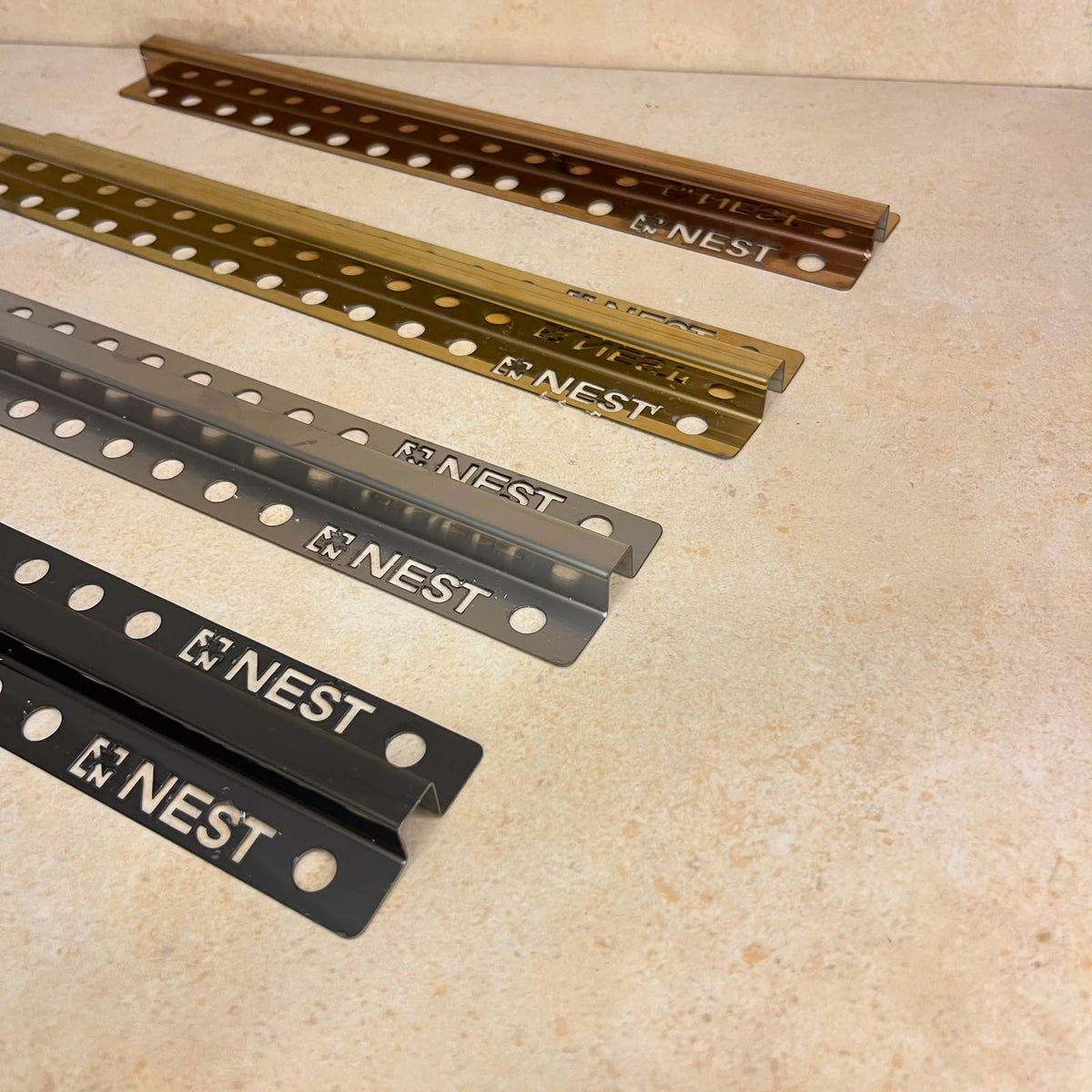 Omega shape trim