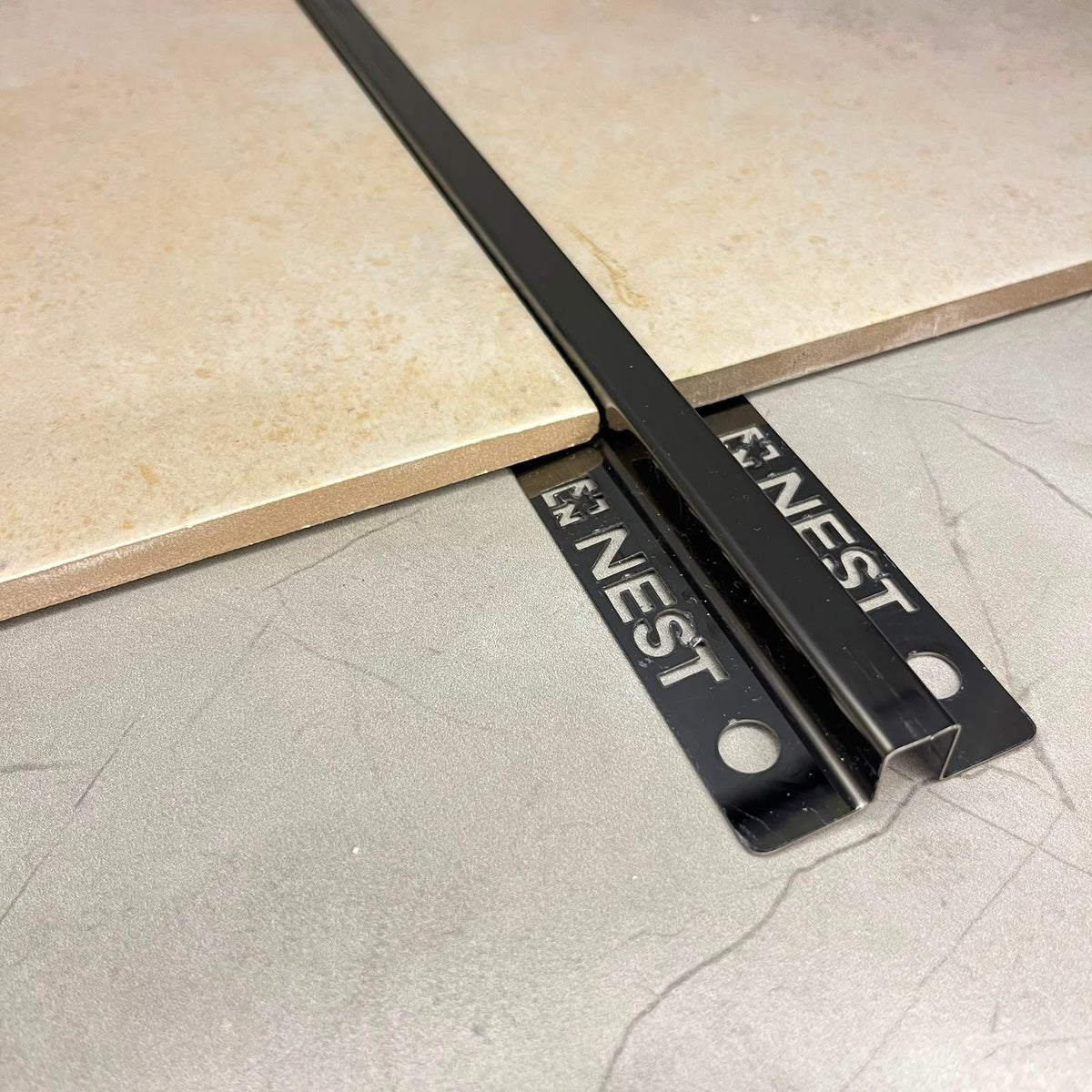 Omega shape trim