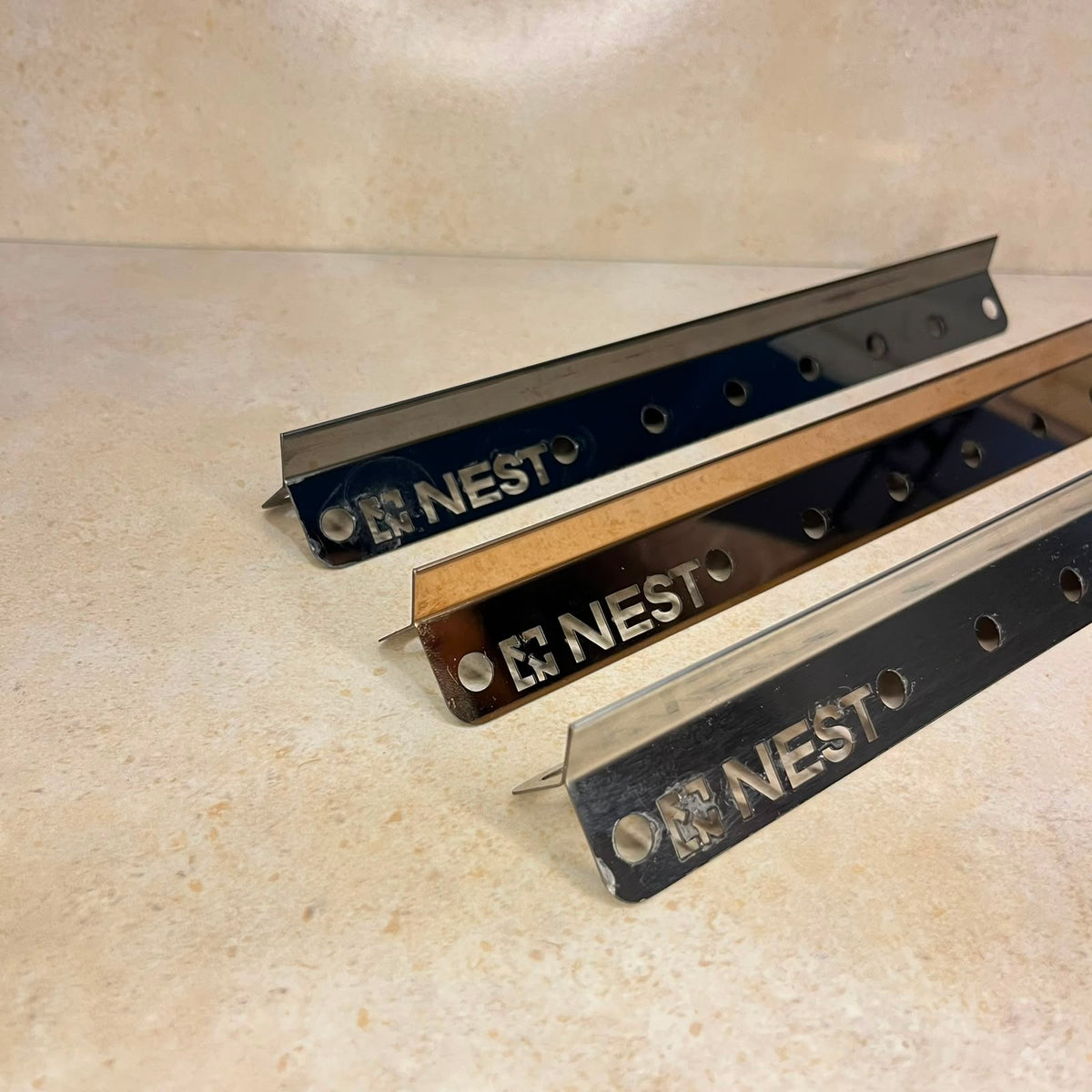 Y shape edge profile